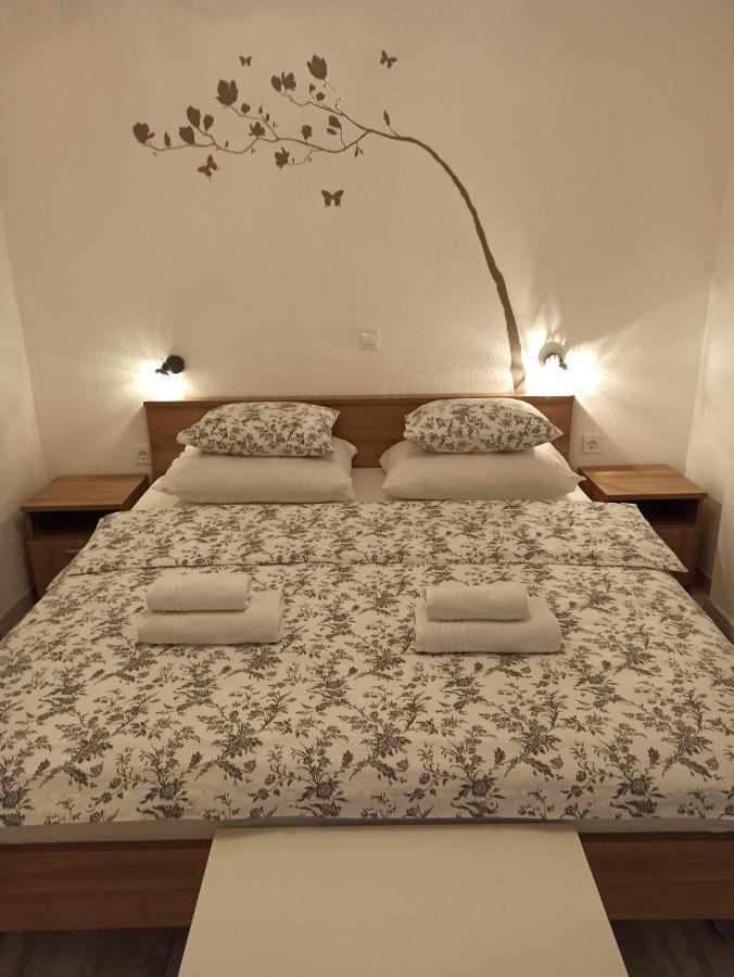 Studio Apartments Una 科雷尼察 外观 照片